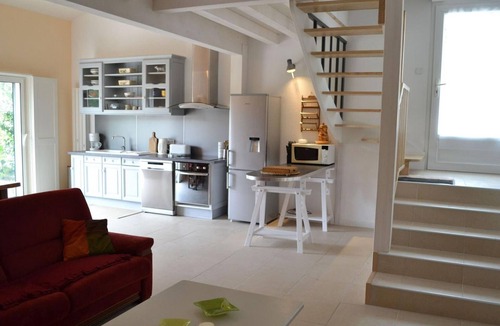 Saint-Sulpice-de-Cognac Cottage | Charming Countryside Home with Private Garden, 2 Bikes & Pet-Friendly