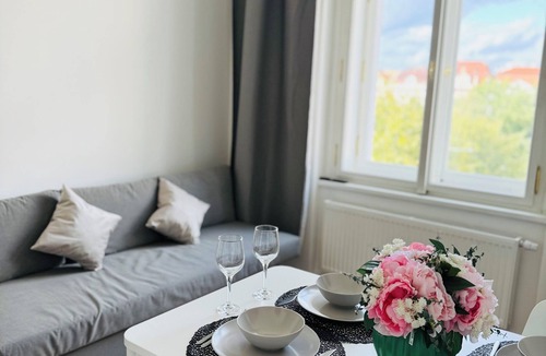 Vinohrady Apartment | Charming 1-bedroom apartment in enchanting Prague with WiFi