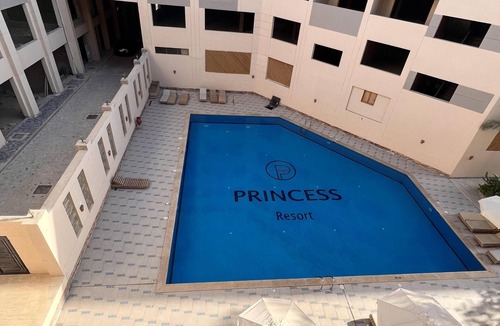 Al Mamsha El Seyahi Apartment | Charming 1-Bed Chalet in Hurghada