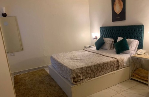 Al Duqqi Hotel | Charming 1-bedroom hotel in Giza Governorate with WiFi, AC