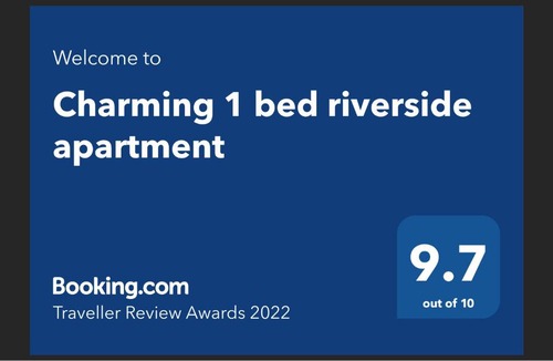 Chester Apartment | Charming 1 bed riverside apartment