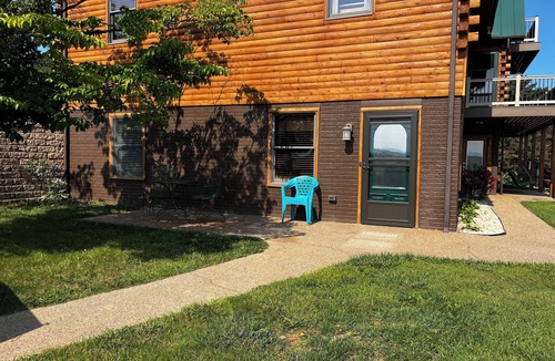 Mount Crawford Apartment | Charming 1-bedroom apt in tranquil Mt Crawford, lovely views, close to JMU & BC.