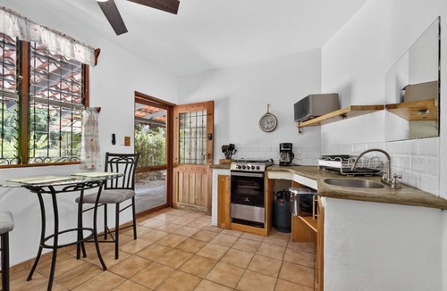Playa Hermosa Cottage | Charming 1-bedroom cottage with WiFi, AC in beautiful Playa Hermosa