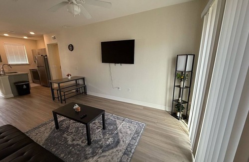 Cedar Park Apartment | Charming 1-bedroom apartment in delightful Cedar Park with WiFi, fitness room