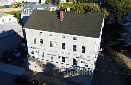 Fall River Apartment | Charming 1-bedroom apartment with WiFi, AC in awesome Fall River