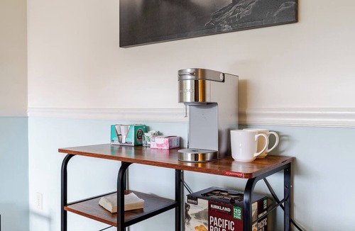 University District Apartment | Charming 1 Bedroom Apartment Near University of Washington