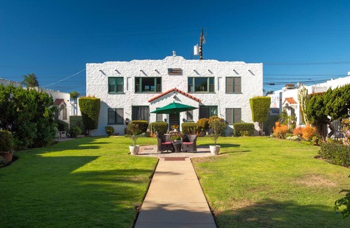 Coronado Cottage | Charming 1-bedroom cottage in Coronado with WiFi