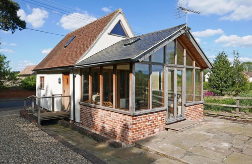 Clare House | Charming 1 bedroom Granary conversion in the heart of Suffolk