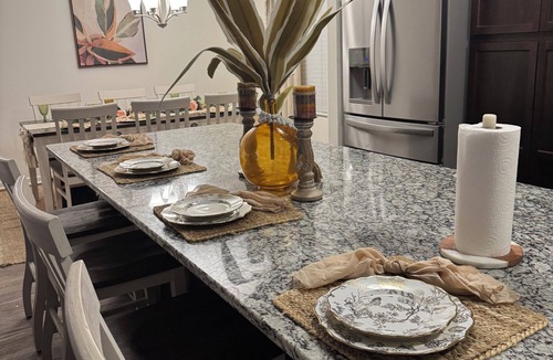 Lancaster House | Charming 1-bedroom in Lancaster with golf course, lake, and restaurant