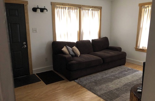 Nitro Apartment | Charming 1 bedroom near Charleston hospitals