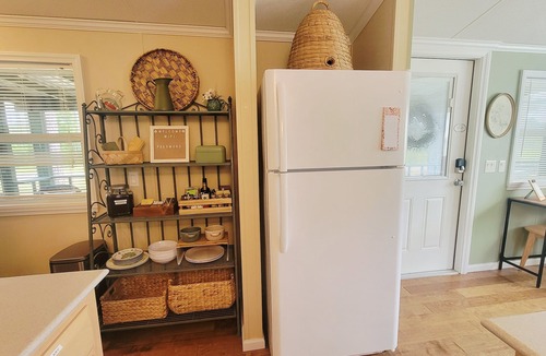 Jasper Cottage | Charming 1-bedroom tiny house 5 minutes from Spirit of the Suwannee Music park