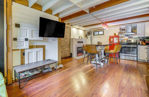 Seattle Metro Area House | Charming 1-bedroom unit in tranquil Burien with WiFi, AC, private yard