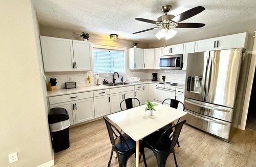 Cedar Rapids Apartment | Charming 1-bedroom apartment in Cedar Rapids