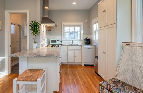 Village of Southampton Cottage | Charming 1-bedroom cottage in the heart of Southampton Village