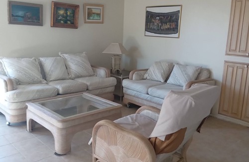 Bermuda Dunes Villa | Charming 1-bedroom villa in CC BERMUDA DUNAS POOL PARKING with AC