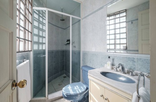 La Condesa Hotel | Charming 1-BR + Balcony, WiFi & TV; in wonderful Condesa, Mexico City
