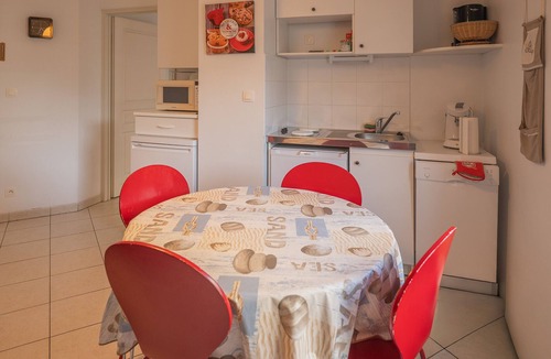 Les Sables d'Olonne Apartment | *Charming 1-Bedroom Apartment Near Beach & Town Center in Les Sables-d'Olonne*