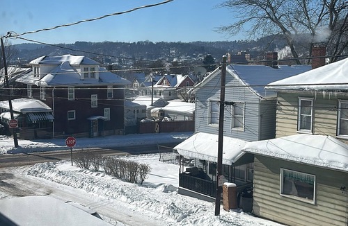 Dale Apartment | Charming 1-king-bedroom apartment in Johnstown
