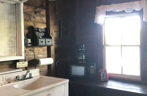 Milford Cottage | Charming 100-Year-Old Lake House on Pristine Mountain Lake -Your Perfect Retreat