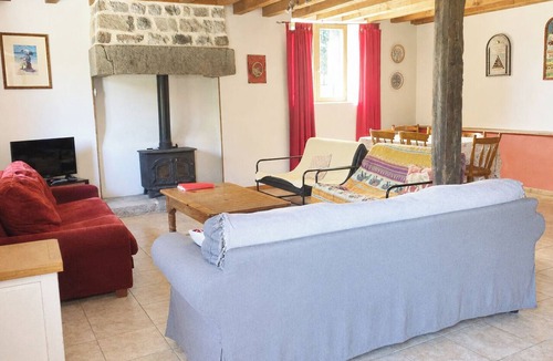 Isigny-le-Buat House | Charming 17th century 5-bedroom house in Isigny-le-Buat, perfect for families