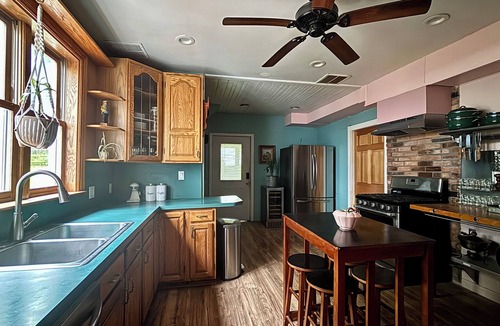 Hamden House | Charming 1886 Victorian Retreat in the Catskills - Hamden, NY