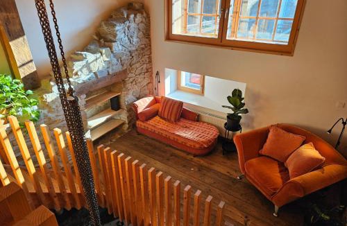 Bons-en-Chablais House | Charming 19th-century home and attached apartment