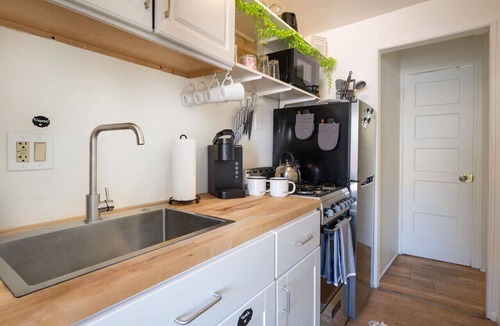 Iron Horse Historic District Apartment | Charming 1BR Basecamp | Close to UofA