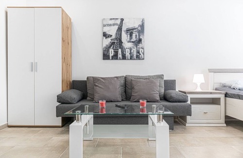 Favoriten Apartment | Charming 1BR Flat in Vienna City Center