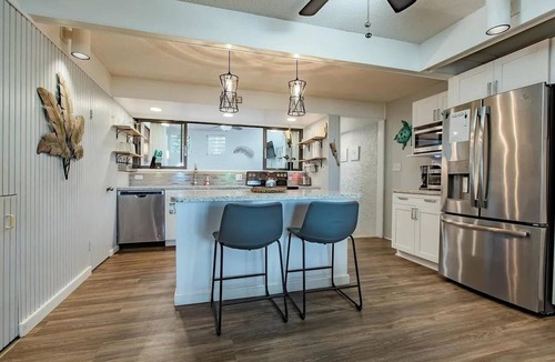 Estate Southgate Condo | Charming 2-bd condo in lovely Christiansted w/Beach access, Golf, Pickleball +