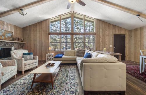 Flagstaff House | Charming 2 BD Flagstaff home w/golf/resort access