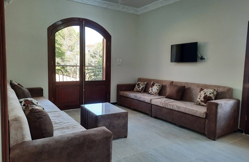 Luxor Apartment | Charming 2-bedroom apartment with WiFi, AC in wonderful Luxor Governorate .