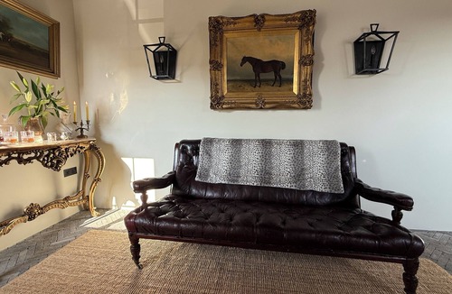 Annagry House | Charming 2-bedroom Garden Cottage & Carriage House