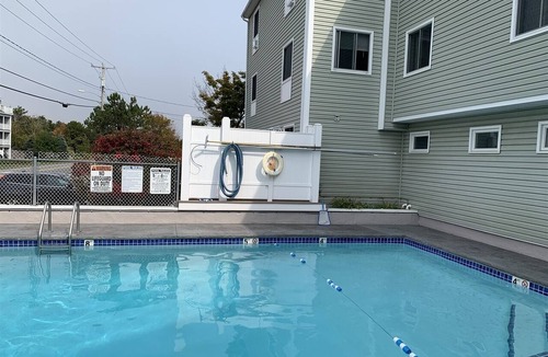 Old Orchard Beach Condo | Charming 2-bedroom condo in Old Orchard Beach, perfect for family getaways!