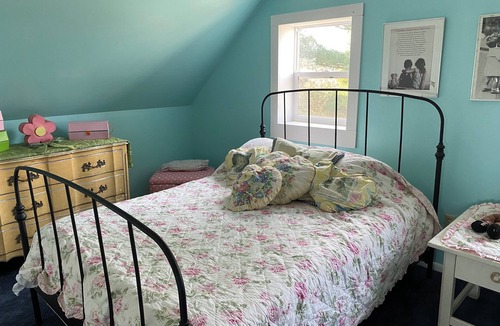 St Croix Falls House | Charming 2-bedroom farmhouse upper level in peaceful Saint Croix Falls