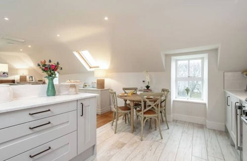 Stein Cottage | Charming 2-Bed Cottage with Loch Bay Views – Waternish, Isle of Skye