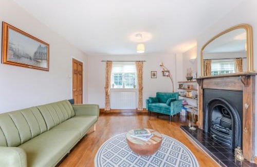 Northampton House | Charming 2 Bed Property