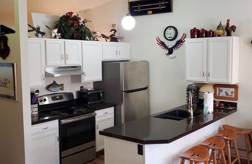 Village Seven House | Charming 2-bedroom townhome with WiFi and AC in lovely Colorado Springs