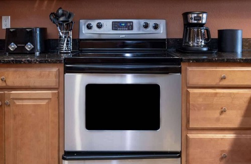 Wisconsin Dells Condo | Charming 2-Bedroom, 2-Bathroom in Chula Vista