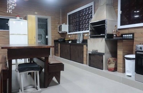Ilha Comprida House | Charming 2-bedroom townhome in Balneário Sete de Setembro with WiFi