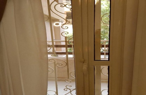 Kirdasah Apartment | Charming 2-bedroom apartment in Garden October with AC, WiFi , behind pyramids