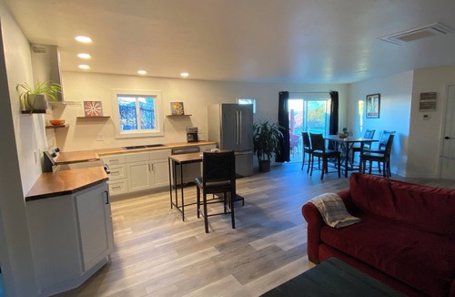 Jackson House | Charming 2-bedroom house in quaint Mokelumne Hill