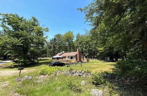 Moultonborough House | Charming 2-bedroom house in Moultonborough with AC, WiFi. Enjoy your stay