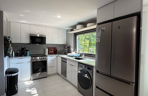 Kent Lakes House | Charming 2-bedroom house in lovely lake Carmel Hamlet.