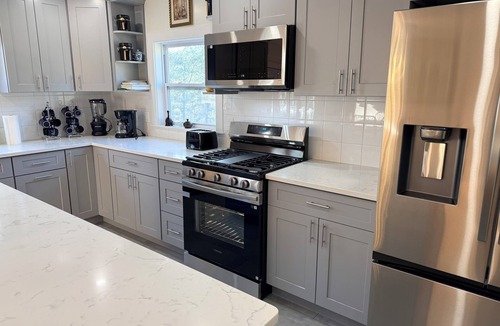Putnam Valley House | Charming 2-bedroom farmhouse with AC in Putnam Valley