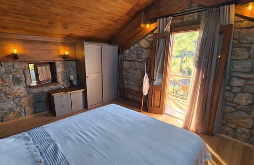 Avlana Cottage | Charming 2-bedroom 2-living room cottage in delightful Marmaris with AC, WiFi