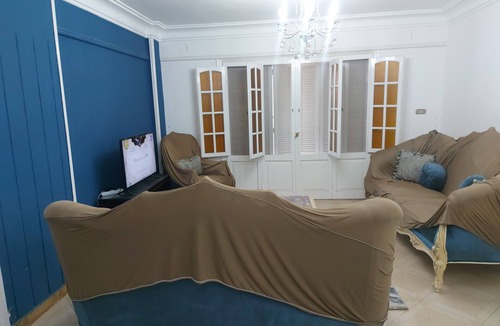 Ar-Raml 1 Apartment | Charming 2-bedroom apartment in enchanting Alexandria with WiFi, fitness room.