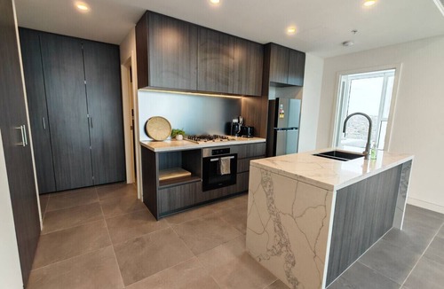 Lidcombe Apartment | Charming 2 bedroom APT overlooking Accor Stadium
