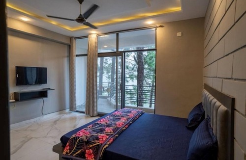 Kasauli Apartment | Charming 2-bedroom apartment with AC in Dharampur