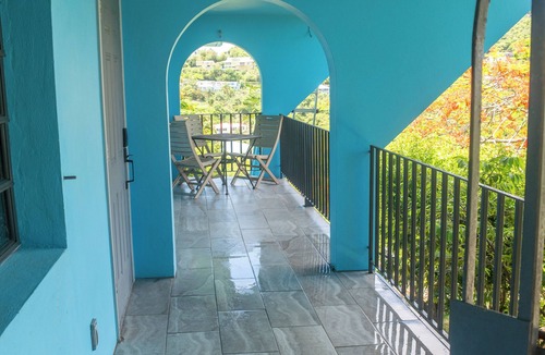Rosendal Apartment | Charming 2-bedroom apartment in St Thomas, central location, close to beaches.