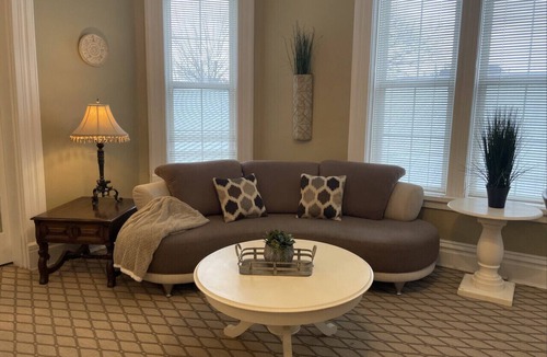 Marietta Condo | Charming 2-Bedroom Apartment Near Historic Downtown Marietta
